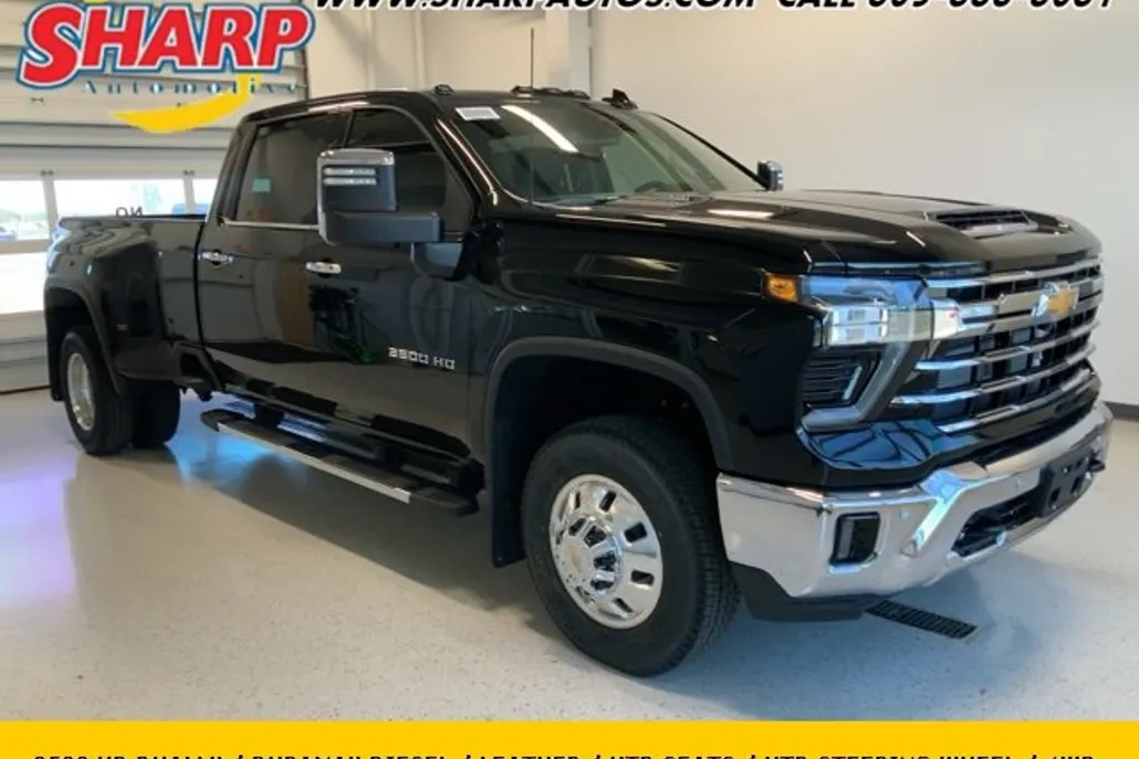 2025 Chevrolet Silverado 3500HD LTZ photo 1
