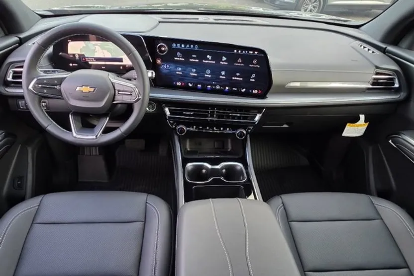 2026 Chevrolet Traverse photo 1