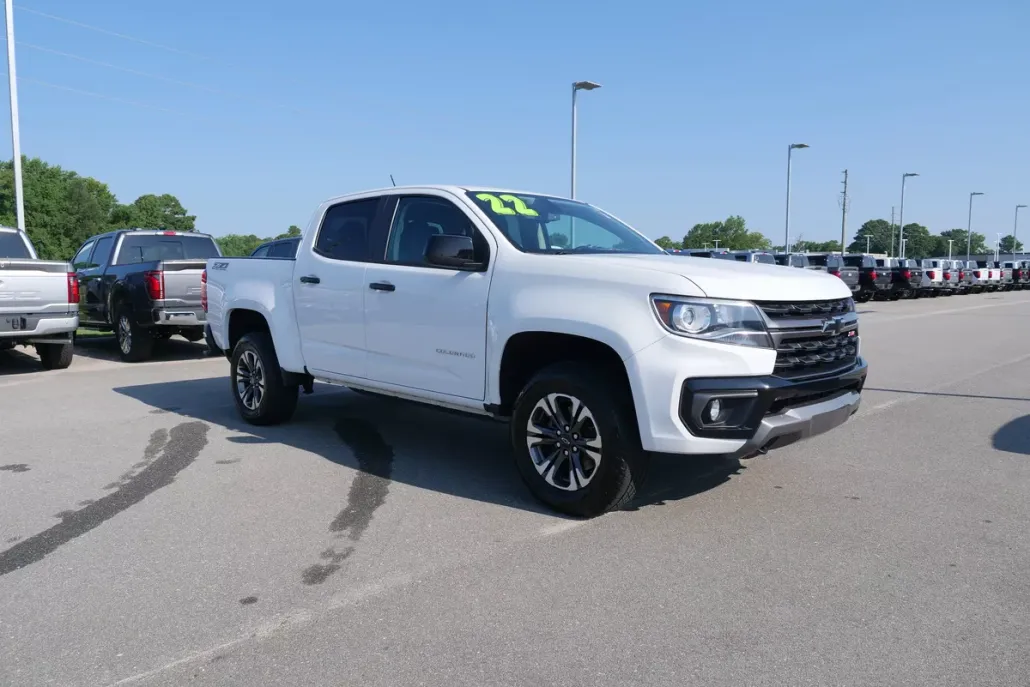 2022 Chevrolet Colorado Z71 photo 1