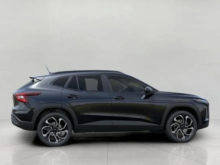 2026 Chevrolet Trax photo 1