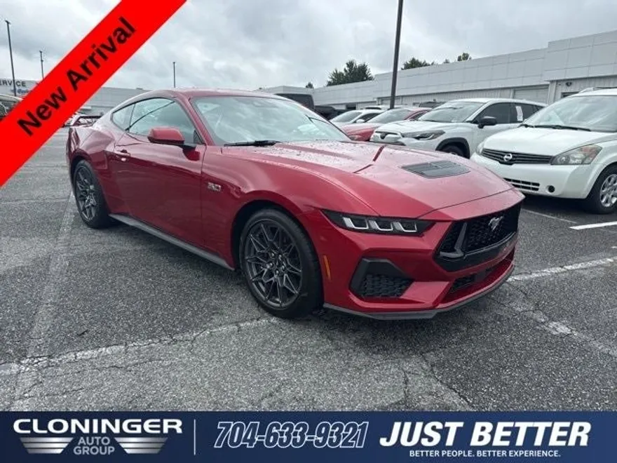 2024 Ford Mustang GT Premium photo 1