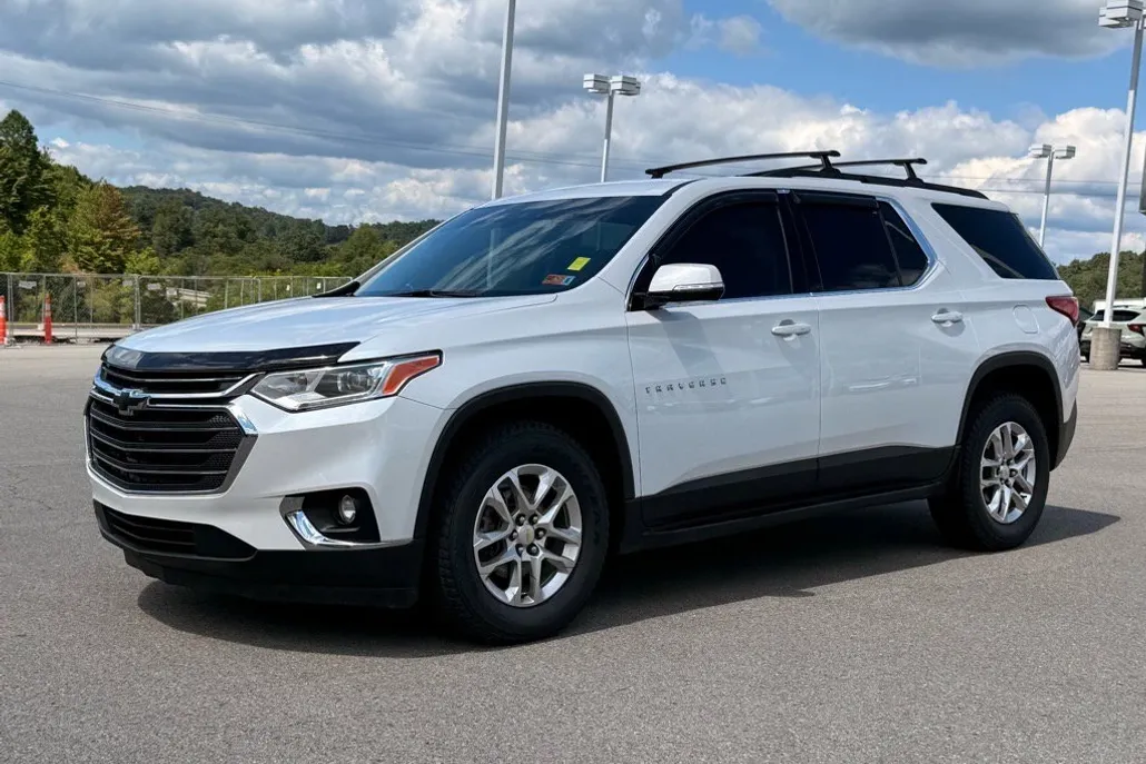 2020 Chevrolet Traverse Cloth 1LT photo 1