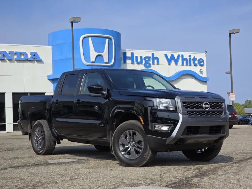 2025 Nissan Frontier SV photo 1
