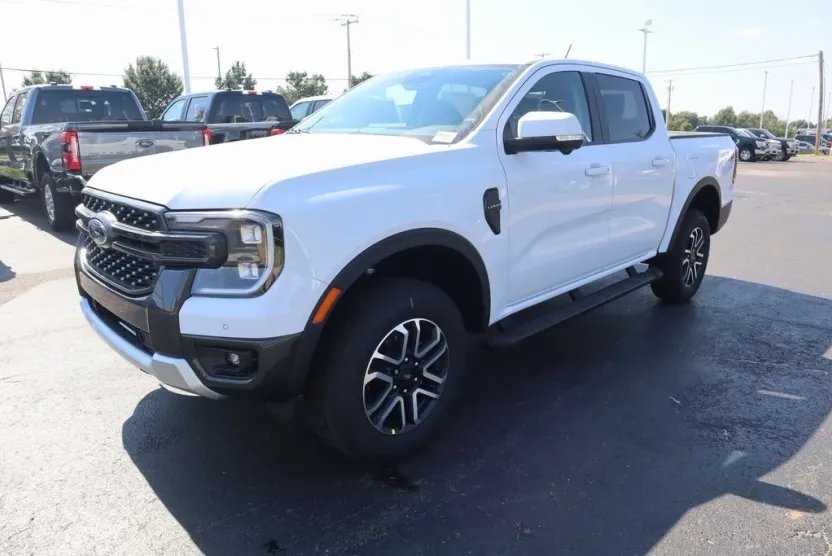 2025 Ford Ranger Lariat photo 1