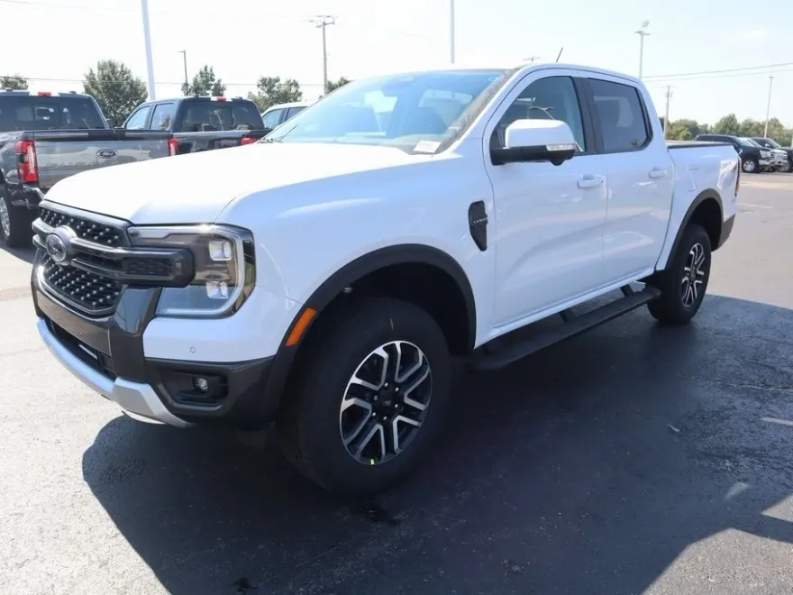 2025 Ford Ranger Lariat photo 1