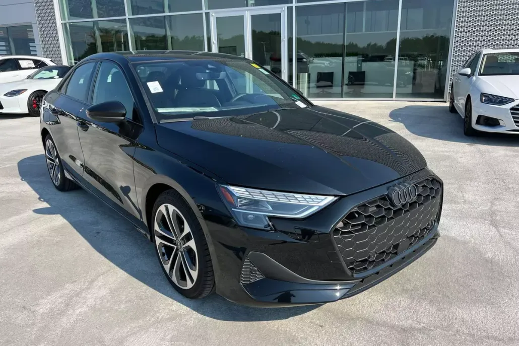 2025 Audi A3 2.0T Premium Plus photo 1
