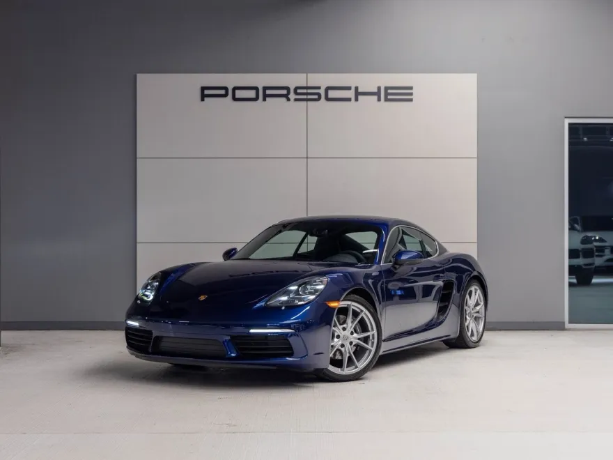 2024 Porsche Cayman photo 1