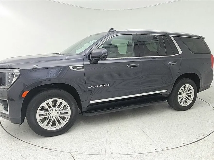 2023 Gmc Yukon SLT photo 1