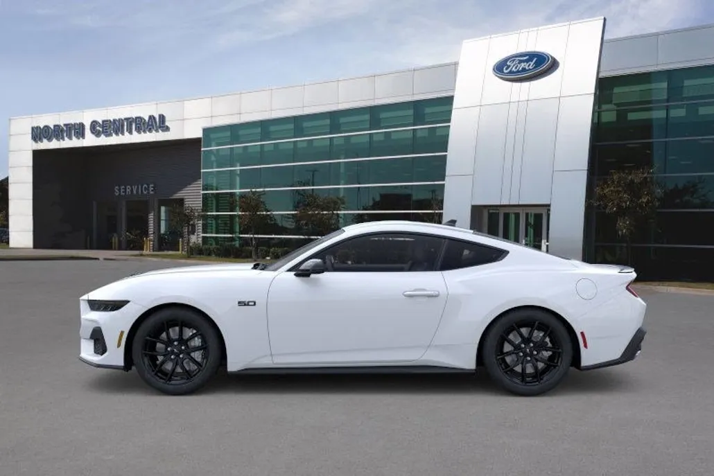 2025 Ford Mustang GT Premium photo 1