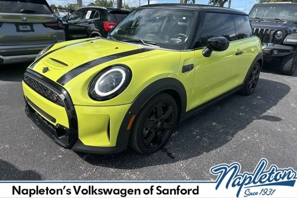 2023 Mini Cooper 2 Door Hardtop S photo 1