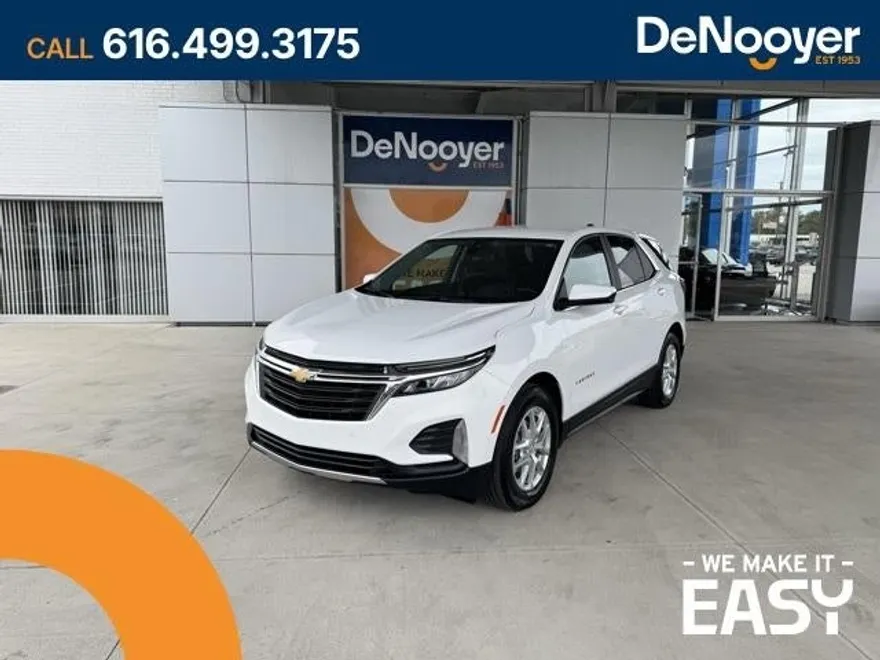 2022 Chevrolet Equinox LT photo 1