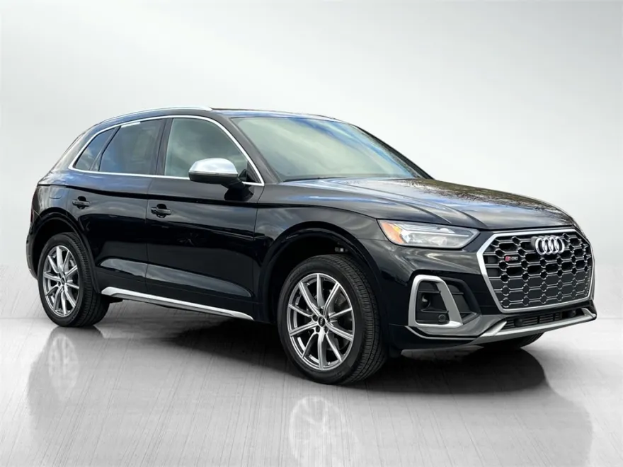 2024 Audi SQ5 Premium photo 1
