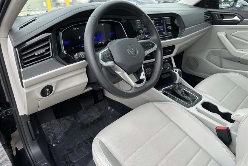 2023 Volkswagen Jetta 1.5T SE photo 1
