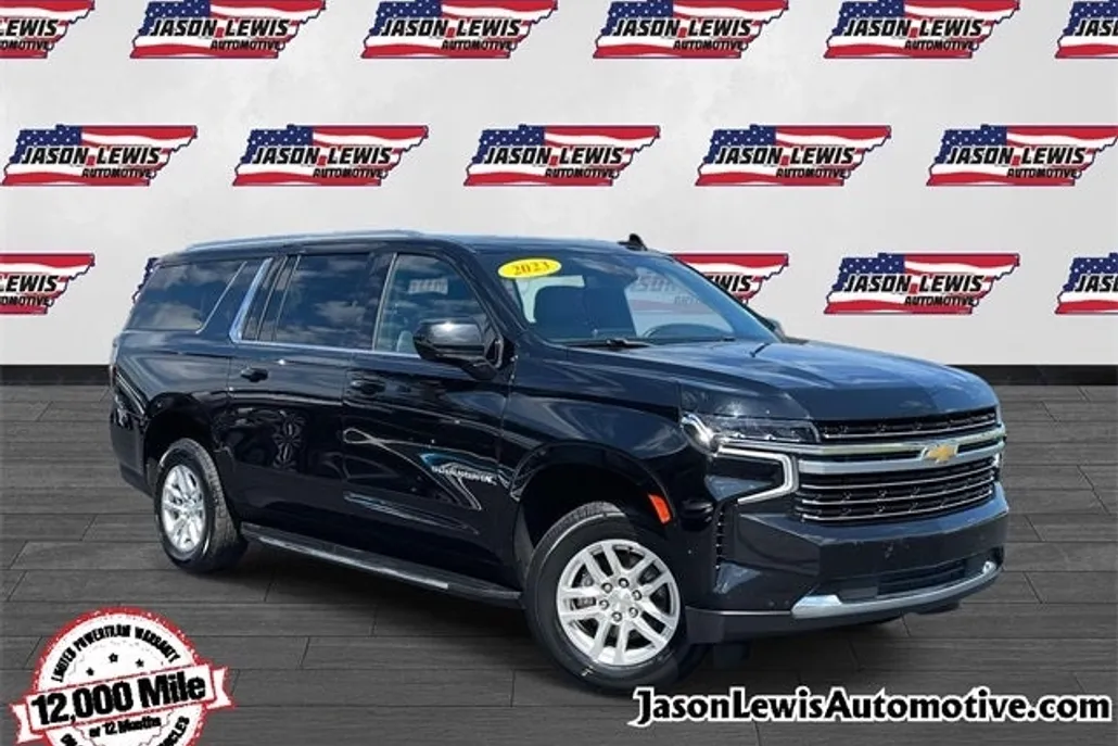 2023 Chevrolet Suburban LT photo 1