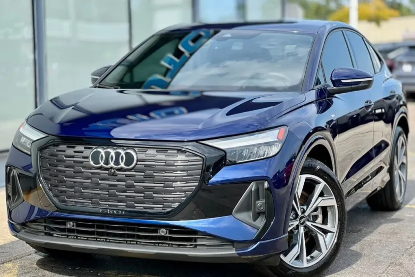 2024 Audi Q4 E-tron Sportback Premium 55 photo 1