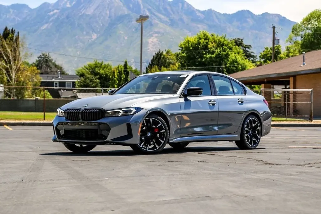 2025 Bmw 330i xDrive photo 1