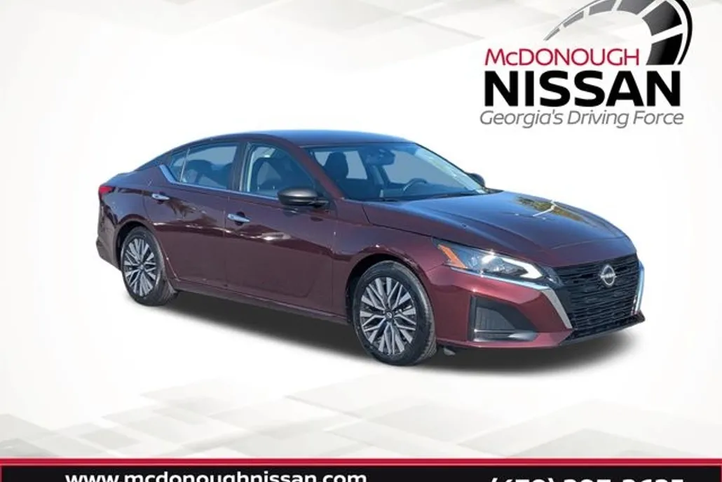 2024 Nissan Altima 2.5 SV photo 1