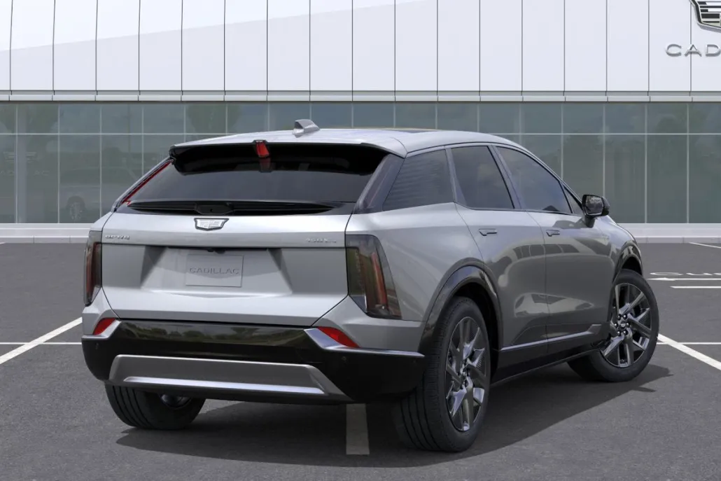2025 Cadillac Optiq Luxury photo 1