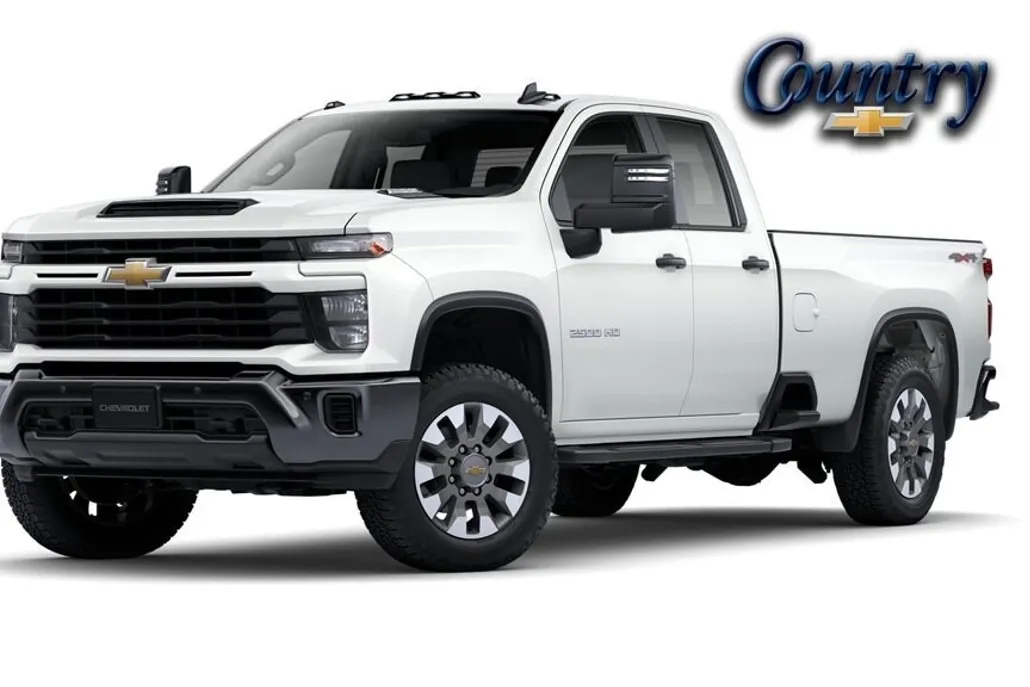 2025 Chevrolet Silverado 2500HD Custom photo 1