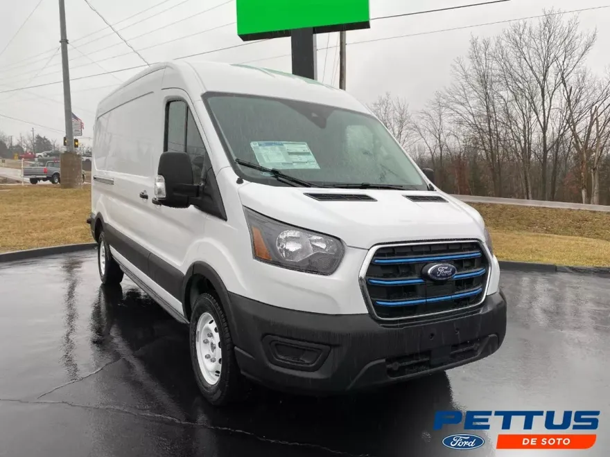 2023 Ford Transit photo 1