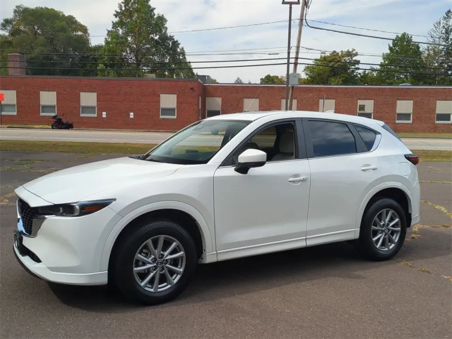 2025 Mazda CX-5 2.5 S Preferred photo 1