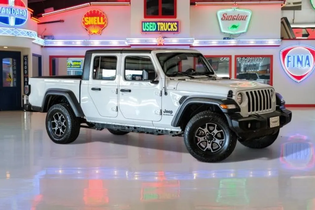 2020 Jeep Gladiator Sport S photo 1
