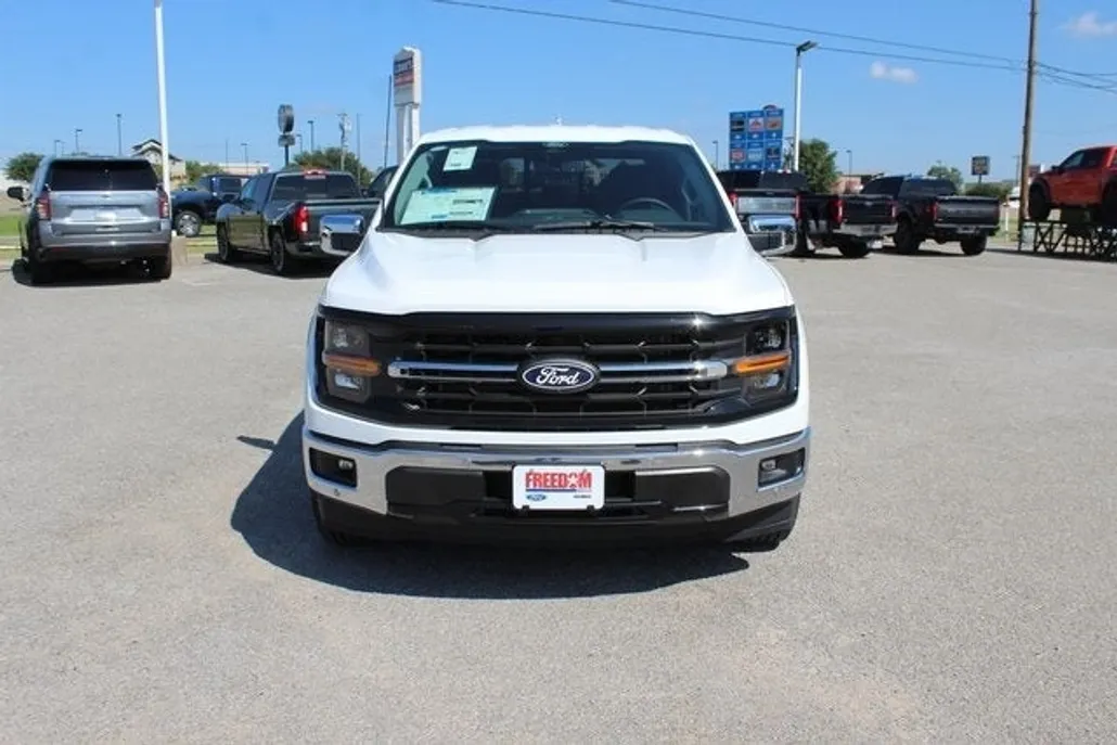 2025 Ford F-150 XLT photo 1