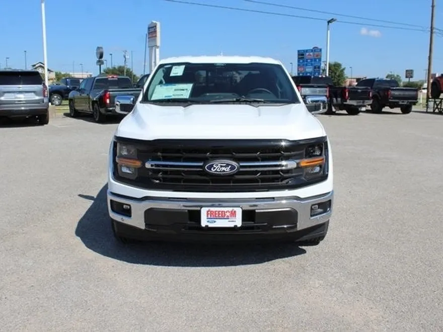 2025 Ford F-150 XLT photo 1