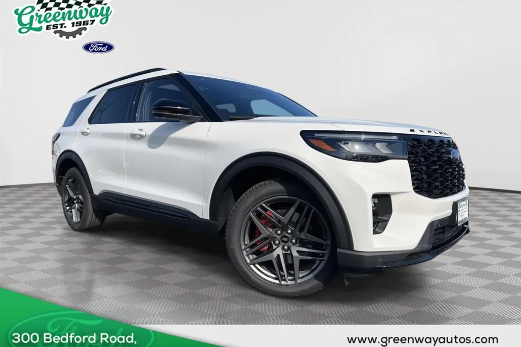 2025 Ford Explorer ST photo 1