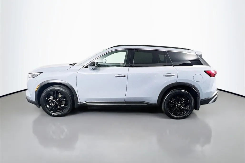 2025 Infiniti QX60 Luxe photo 1