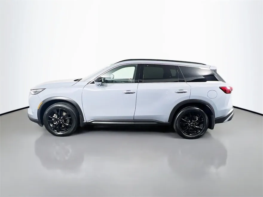 2025 Infiniti QX60 Luxe photo 1