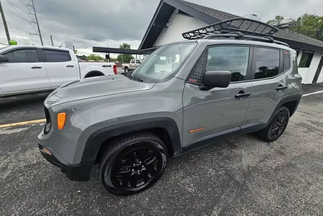 2020 Jeep Renegade Sport photo 1