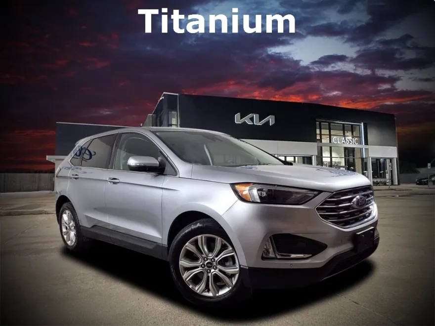 2024 Ford Edge Titanium photo 1
