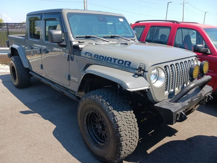 2020 Jeep Gladiator Overland photo 1