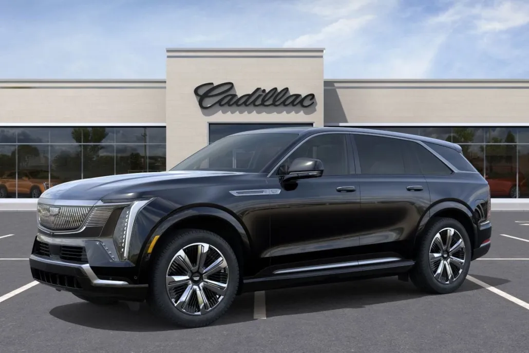 2025 Cadillac Escalade IQ Luxury photo 1