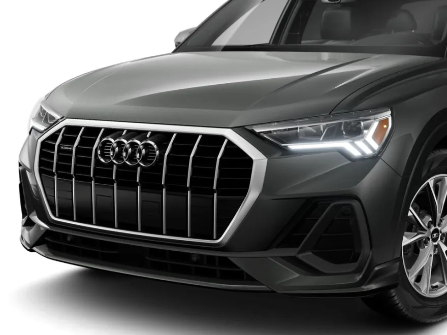 2025 Audi Q3 45 TFSI S line Premium photo 2