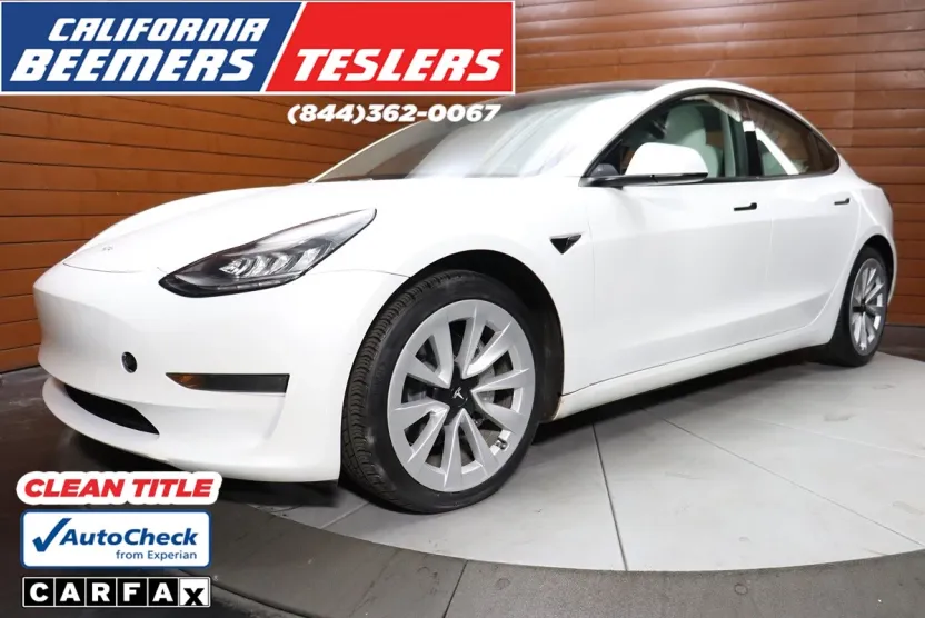 2022 Tesla Model 3 photo 1