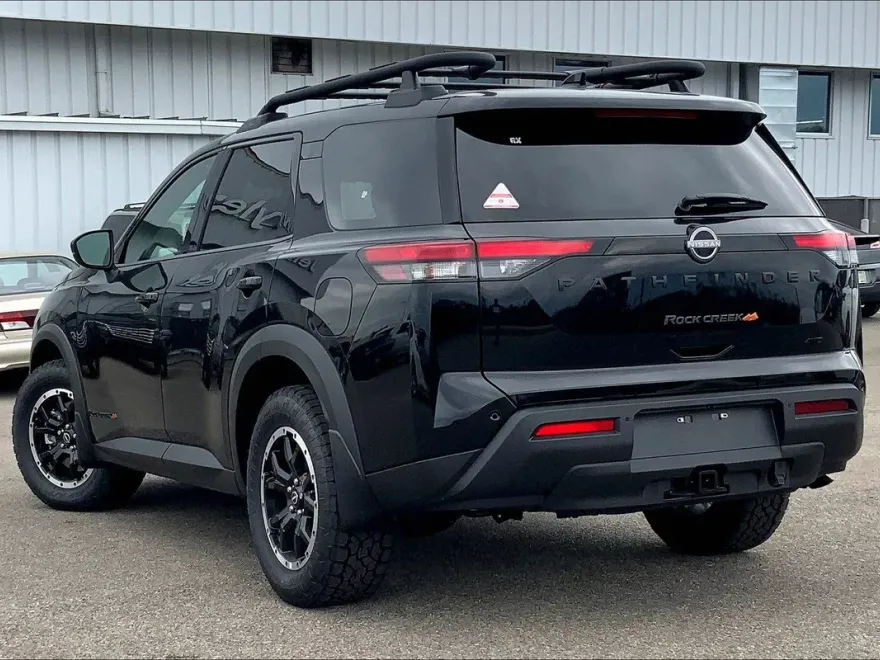 2025 Nissan Pathfinder Rock Creek photo 1