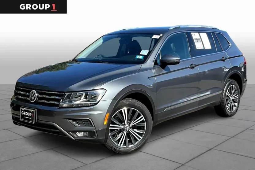2018 Volkswagen Tiguan SEL photo 1