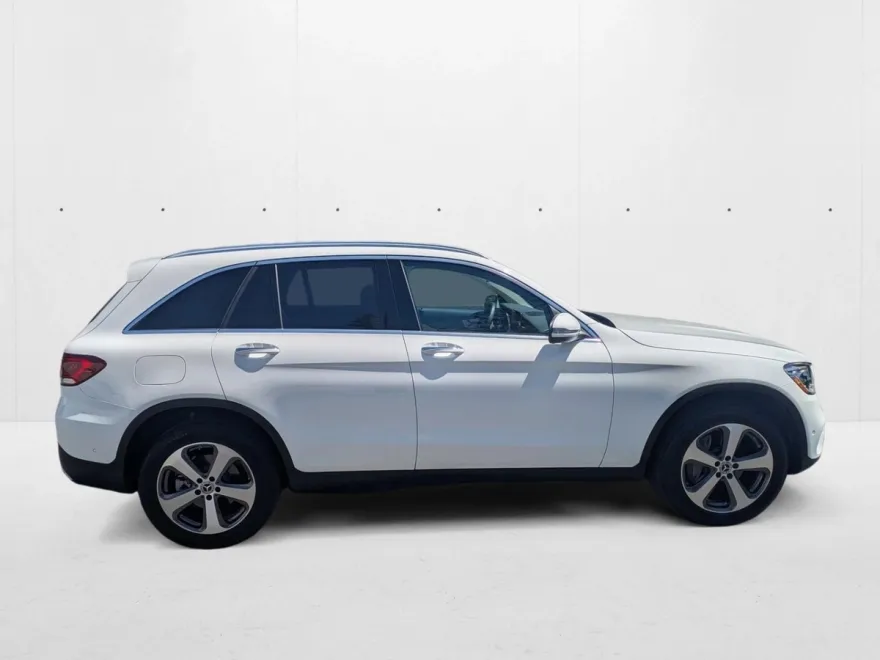 2022 Mercedes Benz GLC 300 4MATIC photo 1