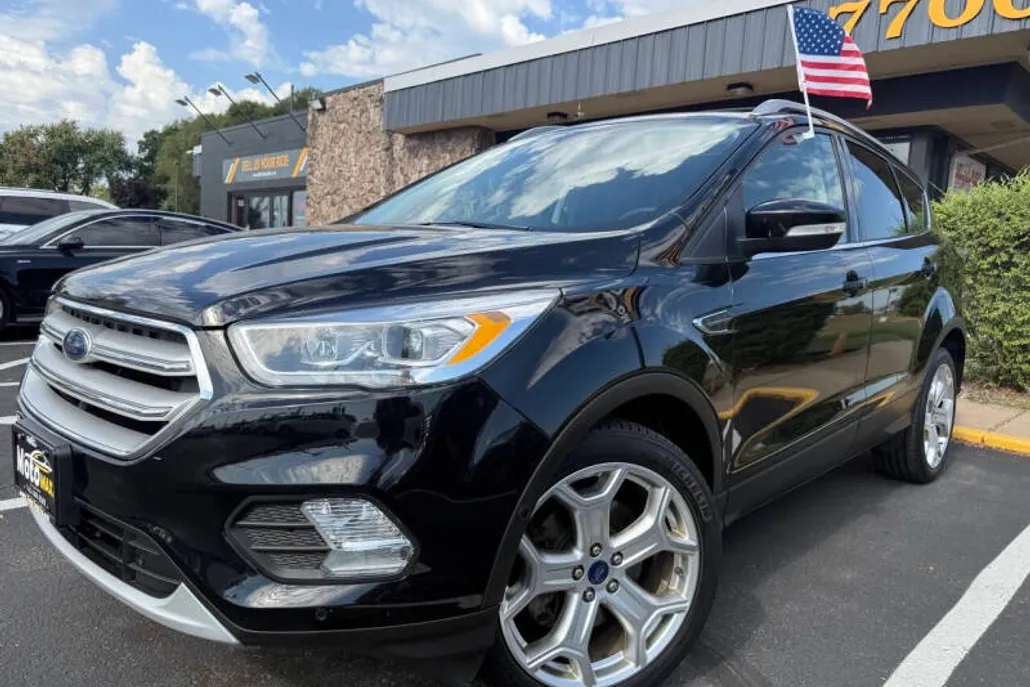 2018 Ford Escape Titanium photo 1