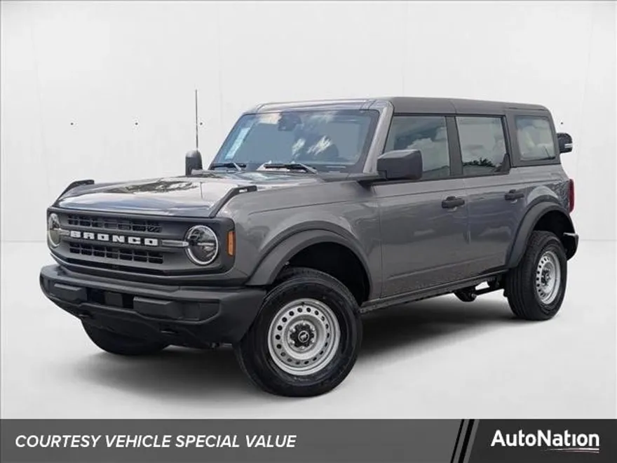 2025 Ford Bronco Base photo 1