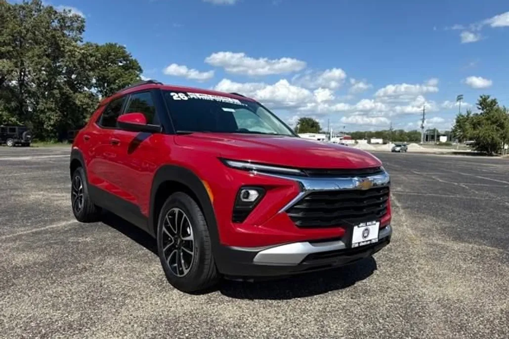 2026 Chevrolet Trailblazer LT photo 1