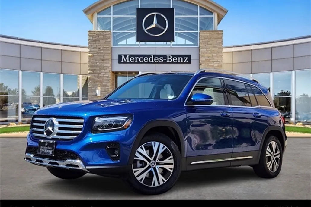 2025 Mercedes Benz GLB 250 4MATIC photo 1