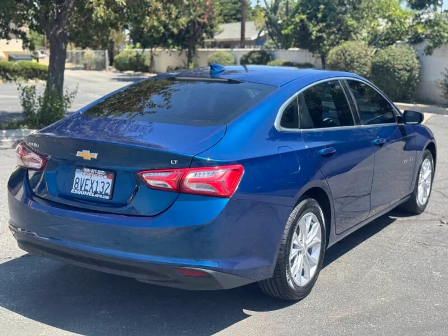 2019 Chevrolet Malibu 1LT photo 1