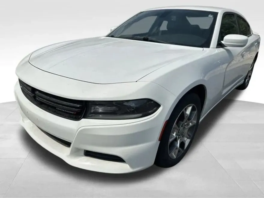 2017 Dodge Charger SXT photo 1