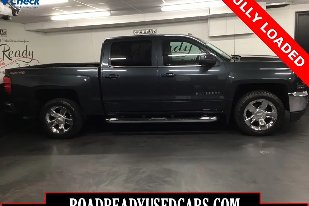 2017 Chevrolet Silverado 1500 LT photo 1