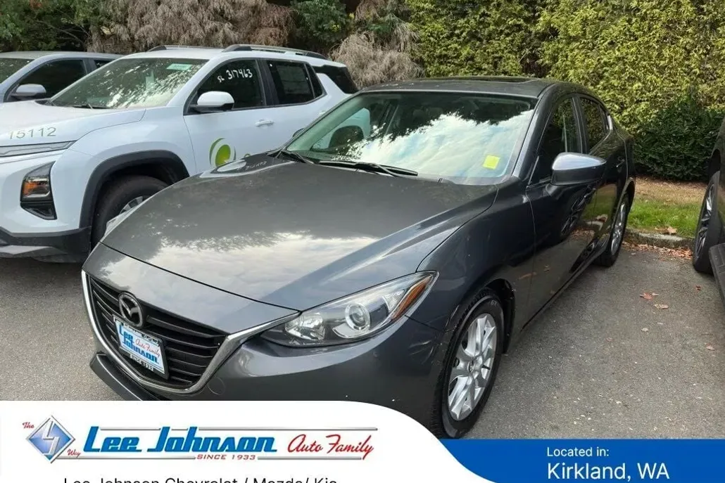 2015 Mazda Mazda3 Touring photo 1