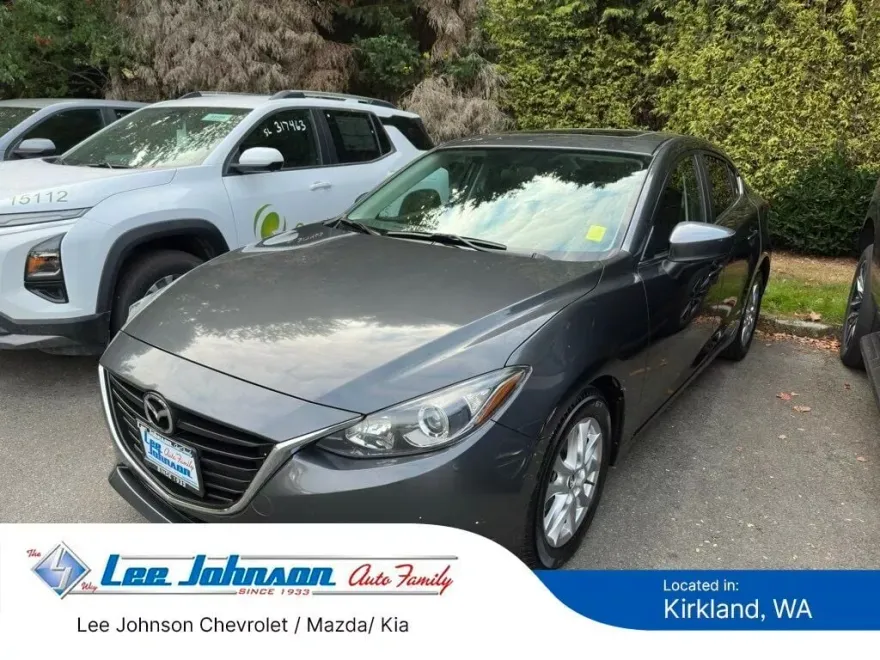 2015 Mazda Mazda3 Touring photo 1