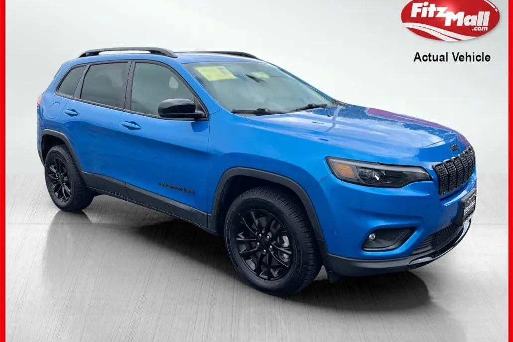 2023 Jeep Cherokee Altitude Lux photo 1